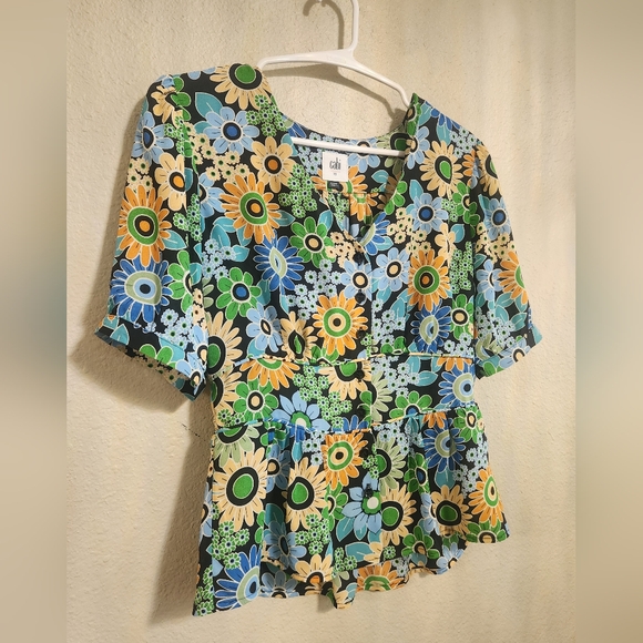 Cabi Happy Top Size Xs - Picture 3 of 11